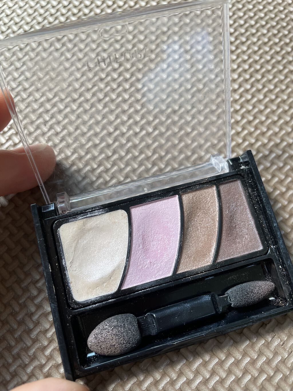 グラデーション アイ カラー（チップ付）/ちふれ/アイシャドウパレットを使ったクチコミ（2枚目）