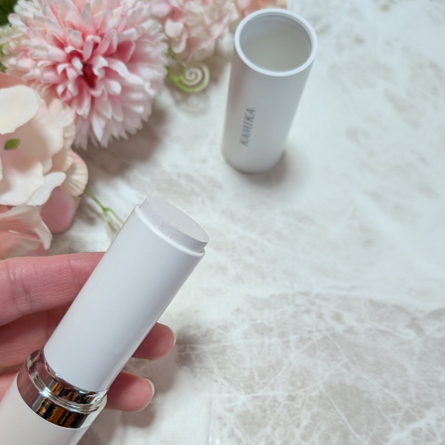 シルキースティックファンデーション/KAMIKA/その他ファンデーションを使ったクチコミ(6枚目)