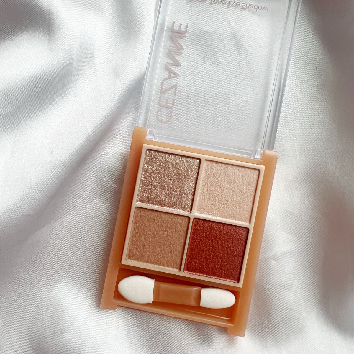 ベージュトーンアイシャドウ/CEZANNE/アイシャドウパレットを使ったクチコミ（3枚目）