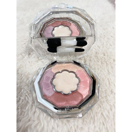 ジルスチュアート ブルームクチュール アイズ/JILL STUART/アイシャドウパレットを使ったクチコミ(3枚目)