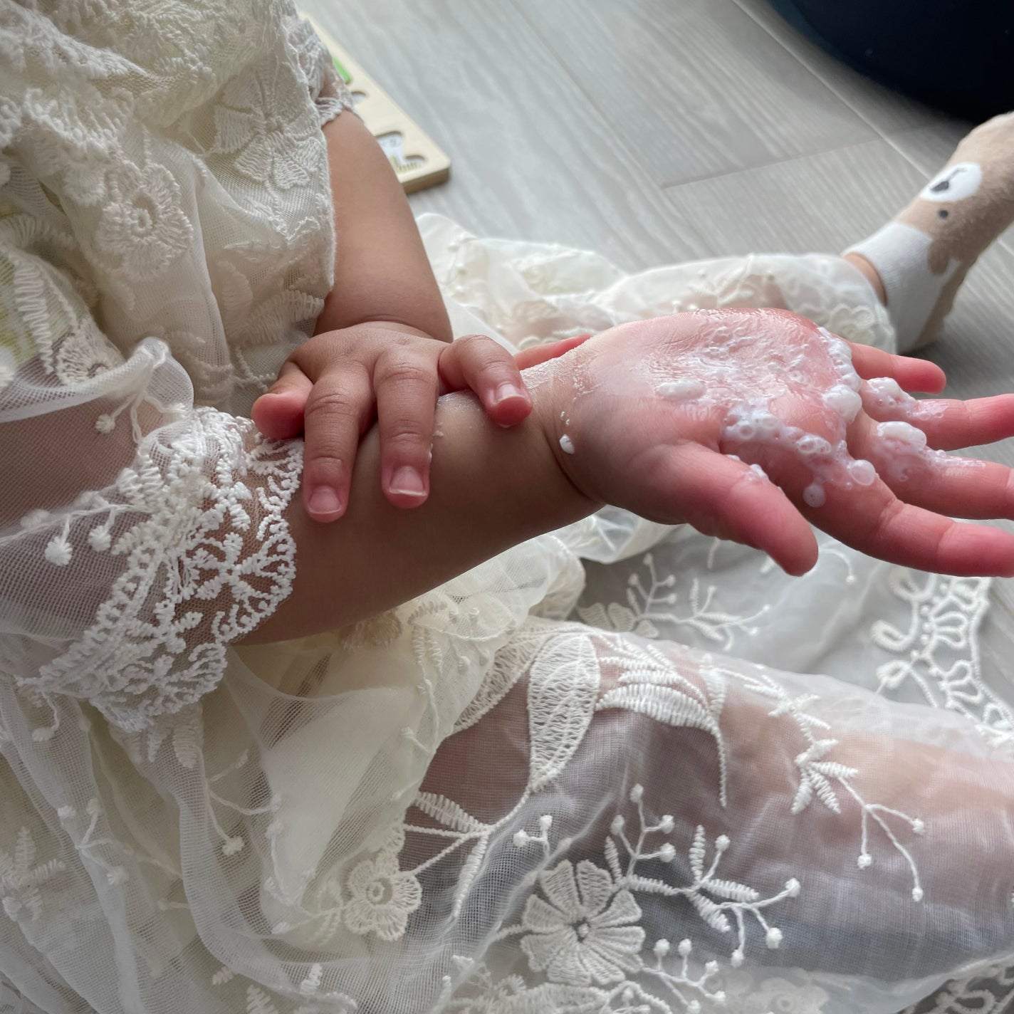 爽やかなUV泡ジェル /紫外線予報/日焼け止めジェルを使ったクチコミ(2枚目)