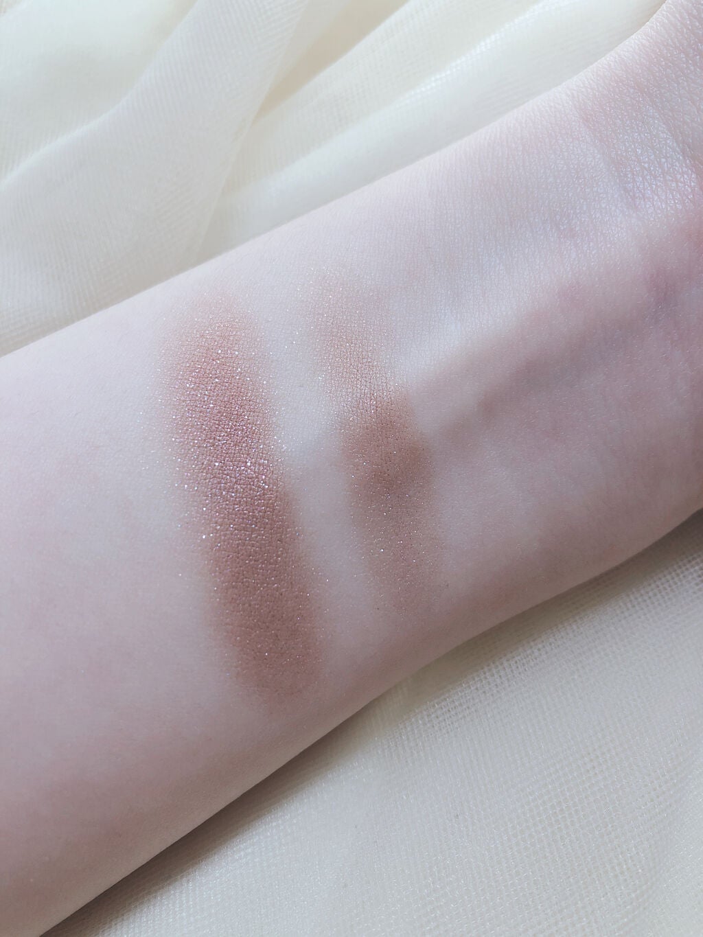 アイグロウ ジェム/DECORTÉ/ジェル・クリームアイシャドウを使ったクチコミ(3枚目)