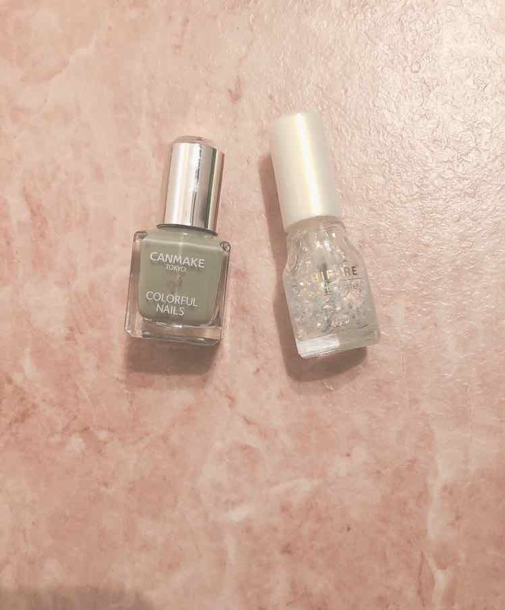 カラフルネイルズ/キャンメイク/マニキュアを使ったクチコミ(2枚目)