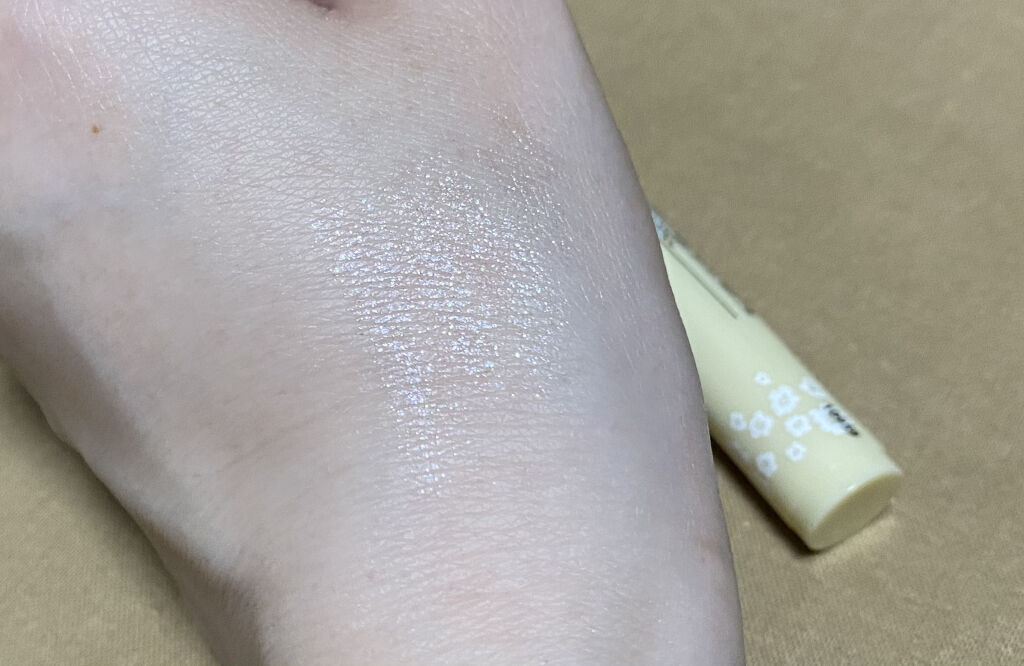 Dazzlin  アイルミナイザー/セリア/スティックアイシャドウを使ったクチコミ（2枚目）