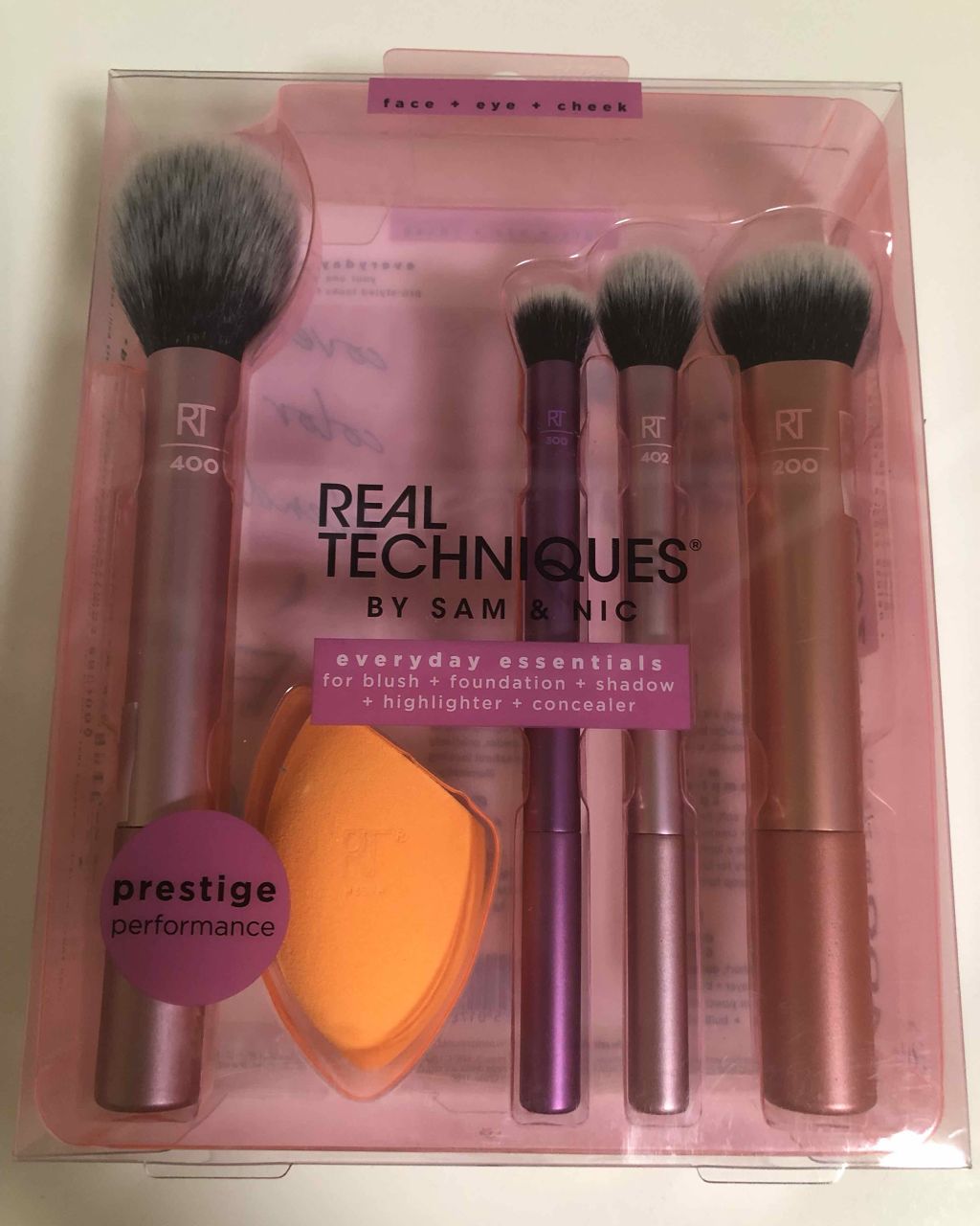 Miracle Complexion Sponge/Real Techniques/パフ・スポンジを使ったクチコミ(2枚目)