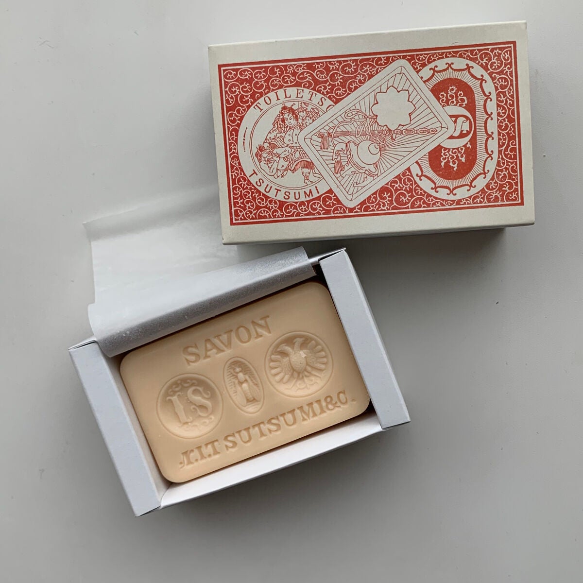 ターボ on LIPS 「磯右ヱ門SAVON横浜ブランドの石鹸。レトロなパッケージがかわ..」(1枚目)