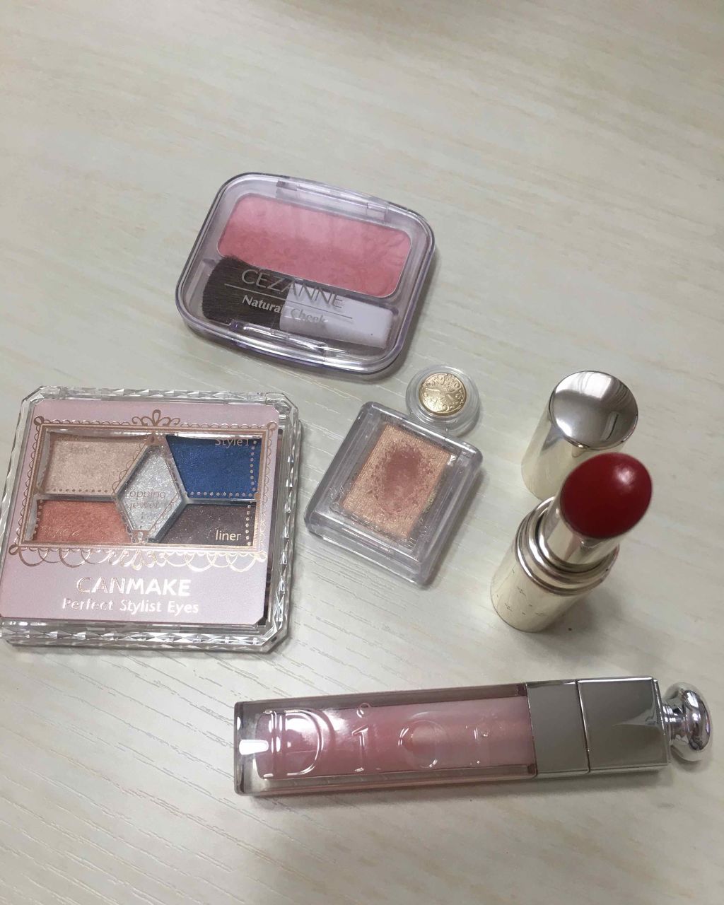 プラチナム 顔色アップ ラスティングルージュ/エルシア/口紅を使ったクチコミ（1枚目）