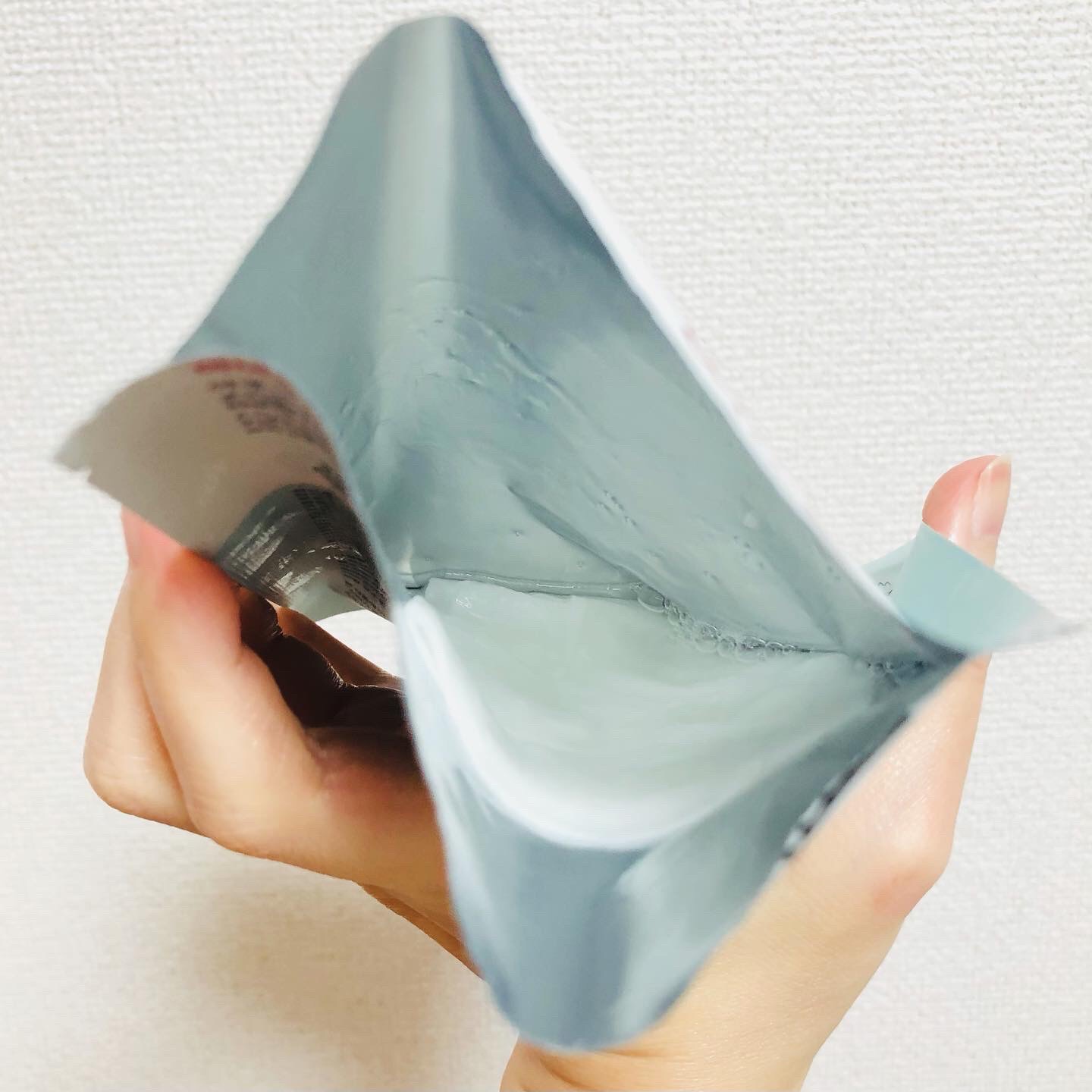 マイクロ ヒアルロニック エッセンス マスク/manyo/シートマスク・パックを使ったクチコミ（3枚目）