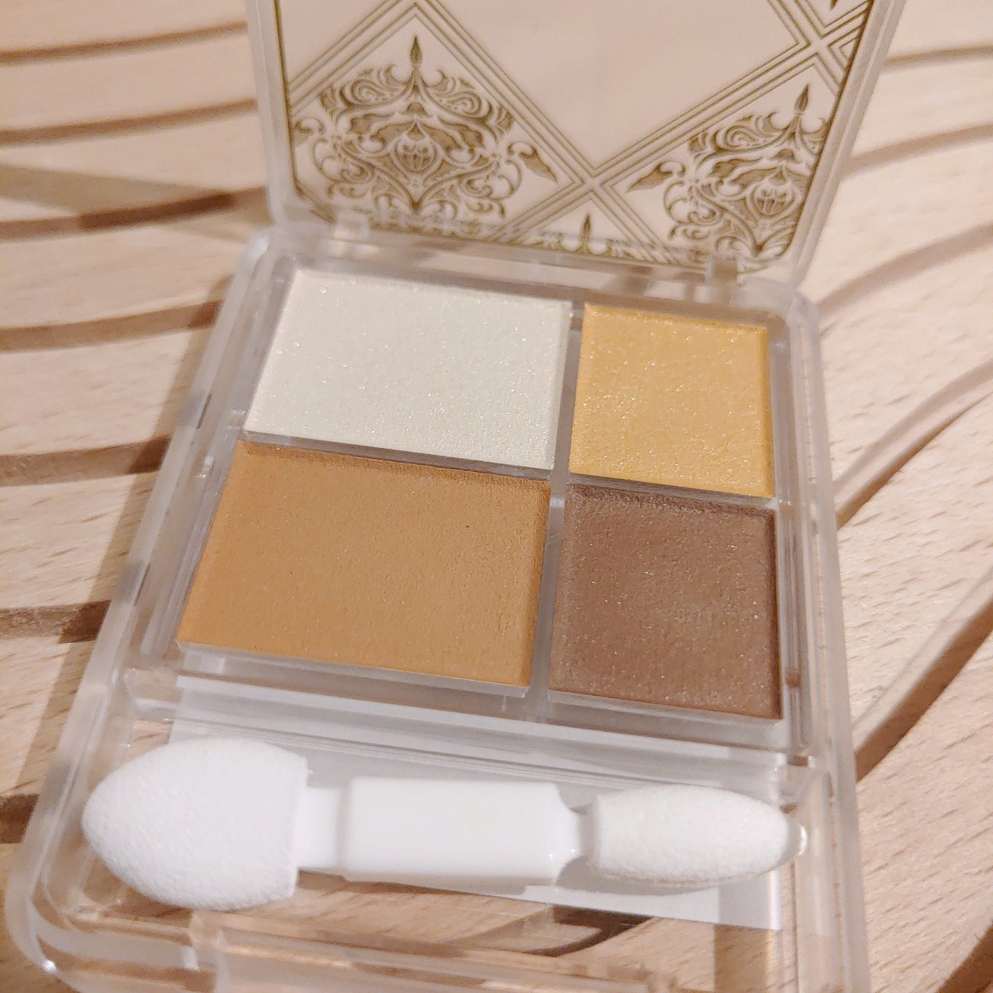 グラデーション アイシャドウ/ちふれ/アイシャドウパレットを使ったクチコミ(3枚目)