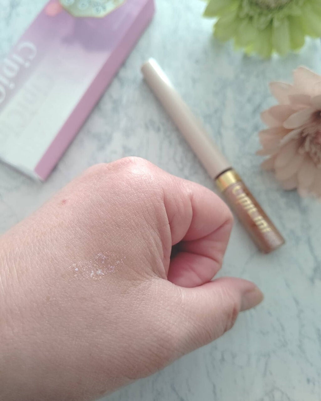 グリッターイルミネーションライナー/CipiCipi/リキッドアイライナーを使ったクチコミ(3枚目)