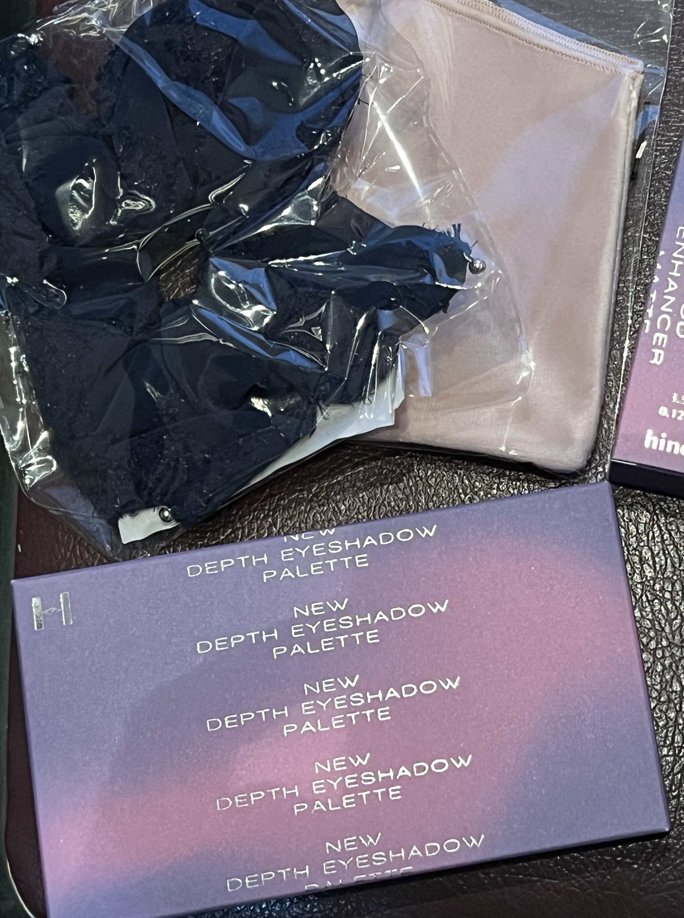 ニューデップスアイシャドウパレット 10 イン・フロー/hince/アイシャドウパレットを使ったクチコミ（3枚目）
