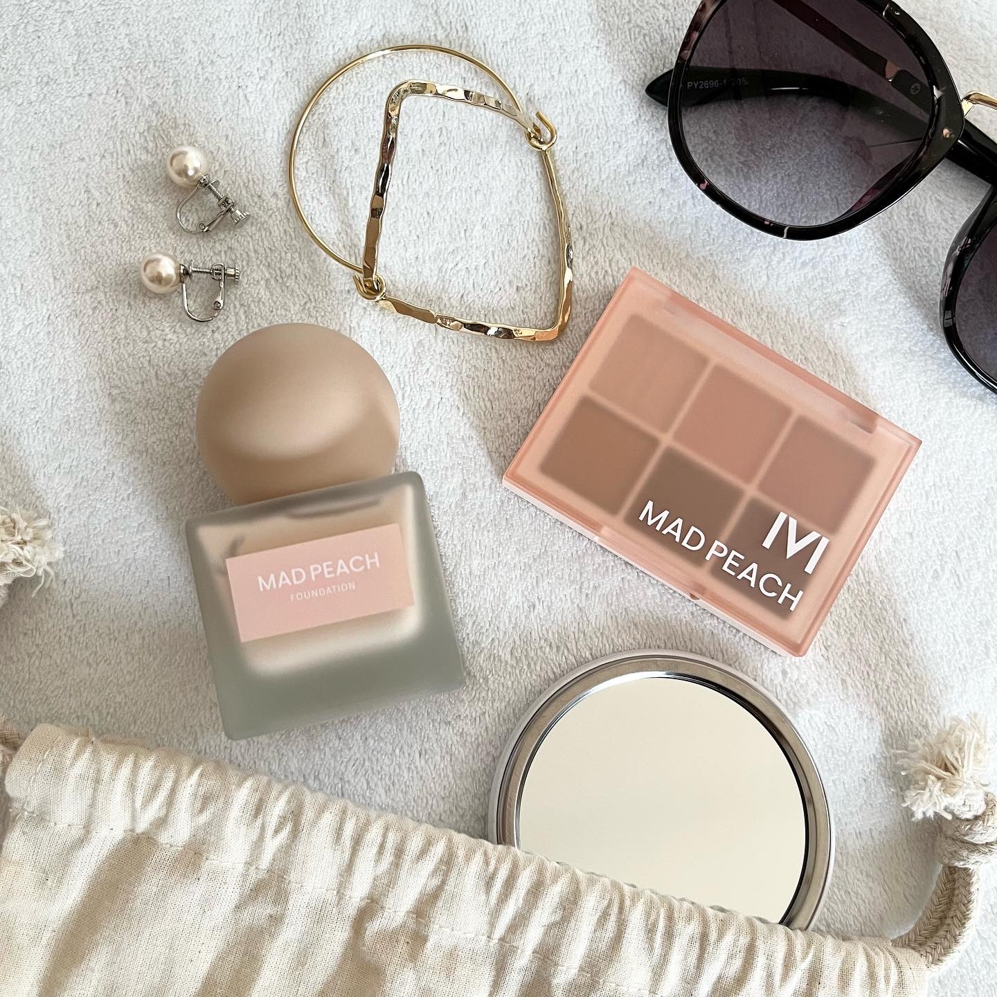 マッドピーチ スタイルフィットファンデーション 0.5 ピンクベージュ(PINK BEIGE)/MAD PEACH/リキッドファンデーションを使ったクチコミ（1枚目）