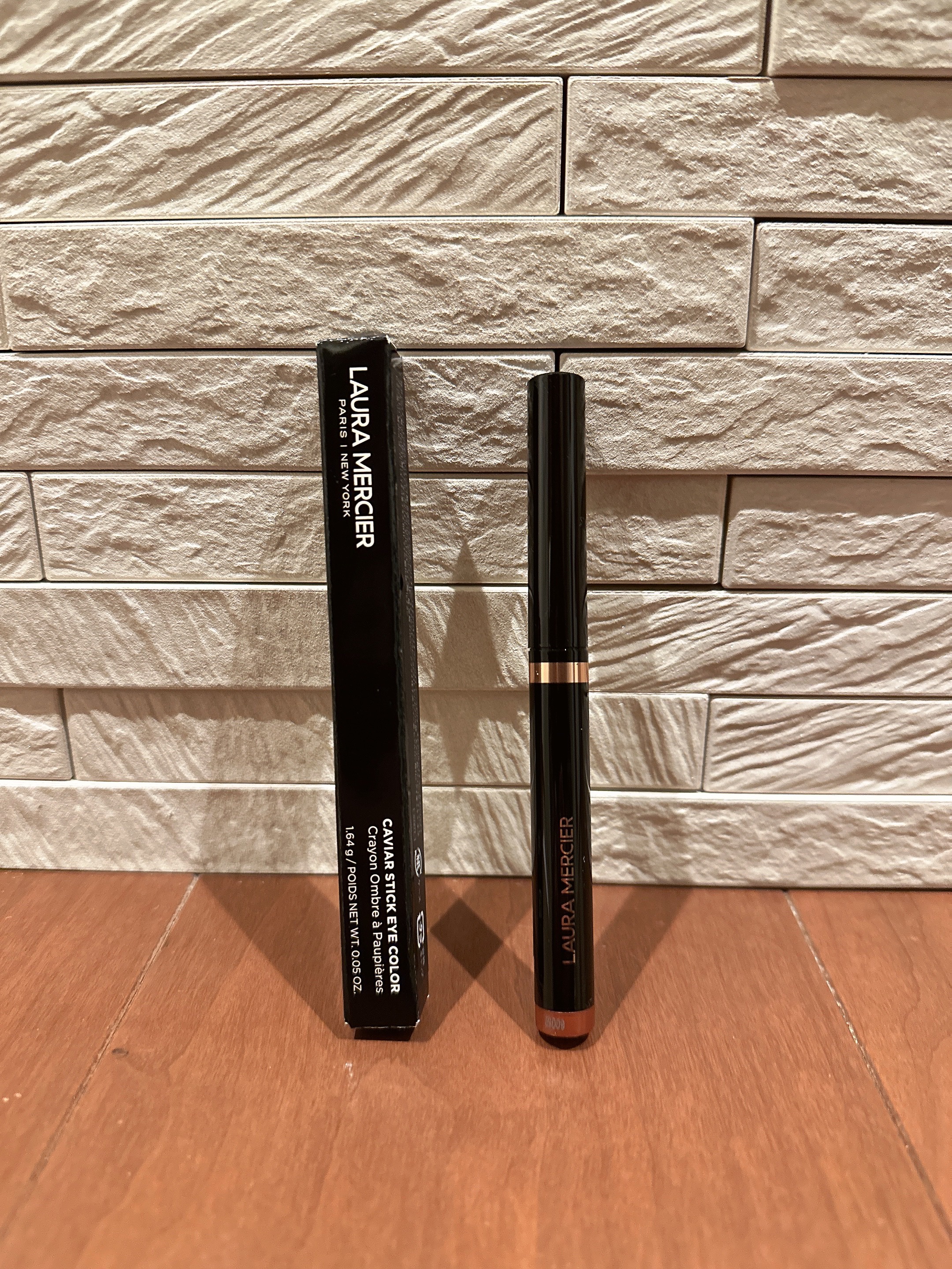 キャビア スティック アイカラー N R04/ローラ メルシエ/スティックアイシャドウを使ったクチコミ（3枚目）