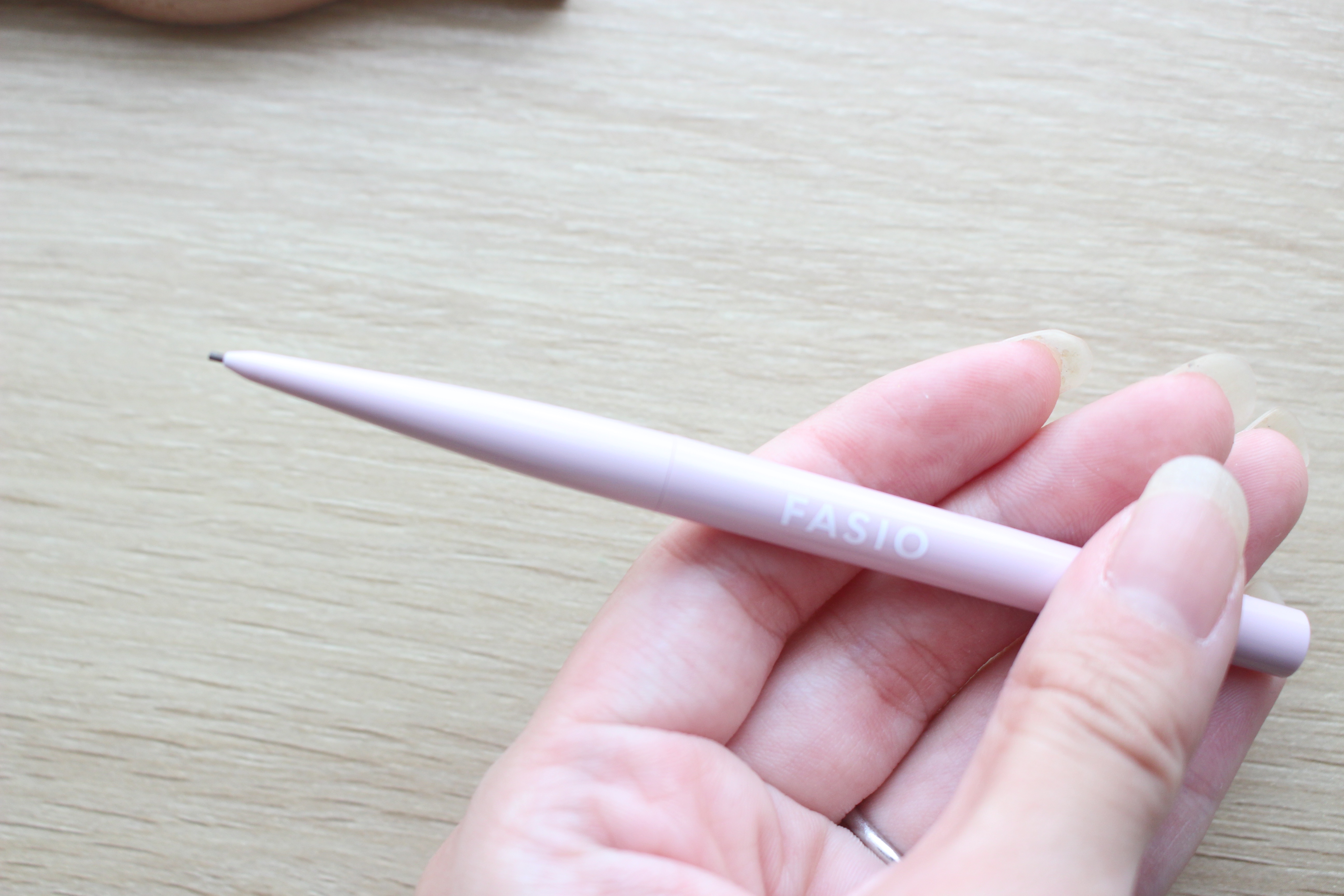 ウォータープルーフ アイブロウ(超極細芯)/FASIO/アイブロウペンシルを使ったクチコミ（2枚目）