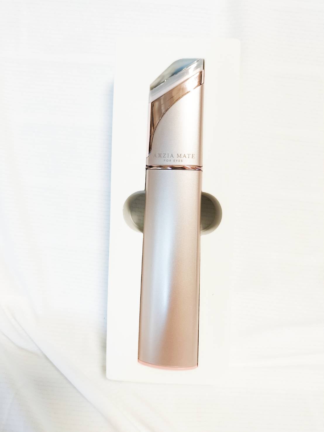 アクシージア メイト フォーアイズ/AXXZIA/美顔器・マッサージを使ったクチコミ(1枚目)