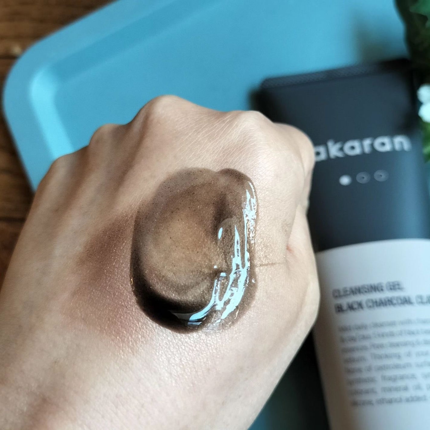 ブラックジェルクレンジング/.akaran/クレンジングジェルを使ったクチコミ(3枚目)