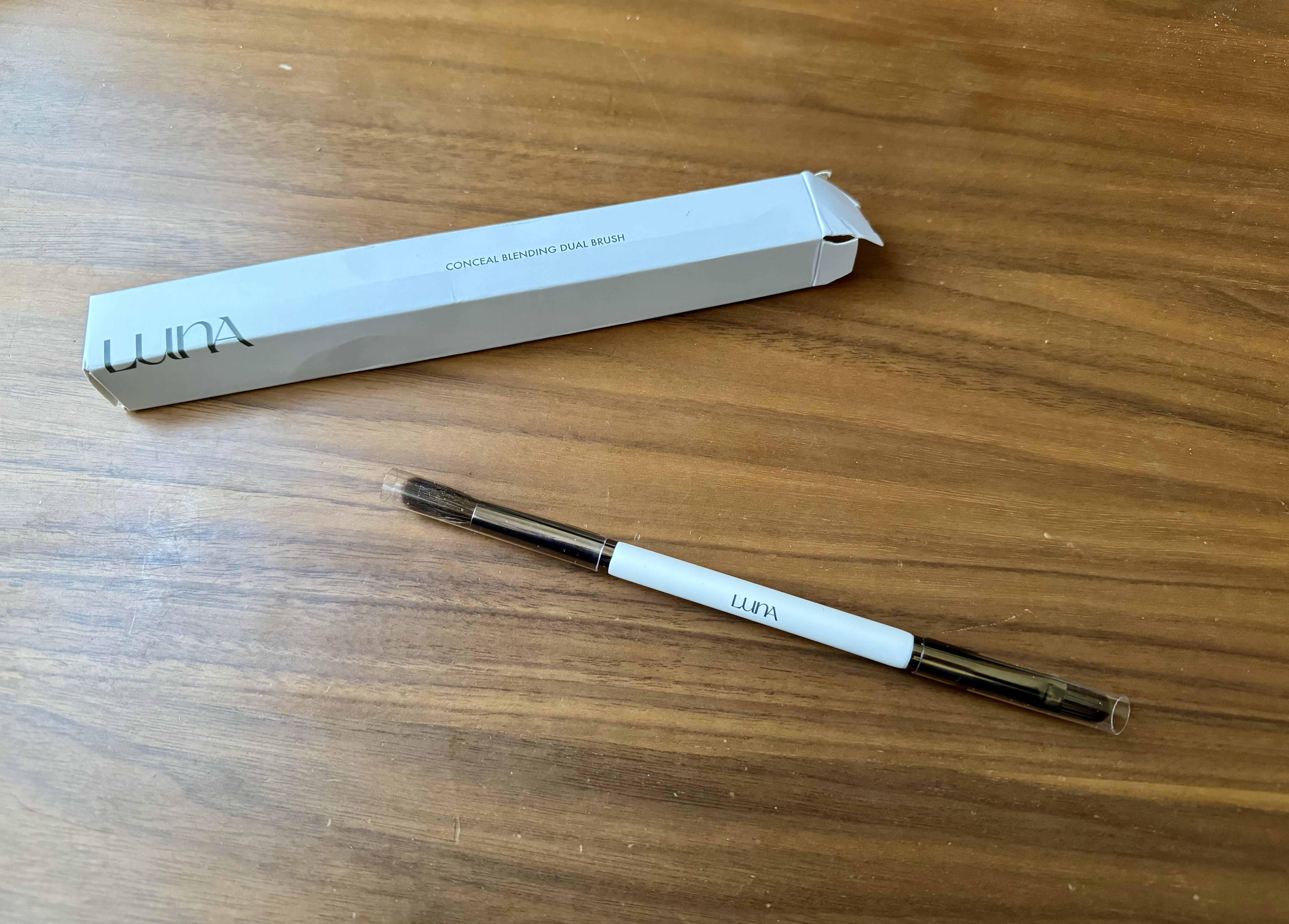 コンシールブレンディングデュアルブラシ  /LUNA/メイクブラシを使ったクチコミ（1枚目）