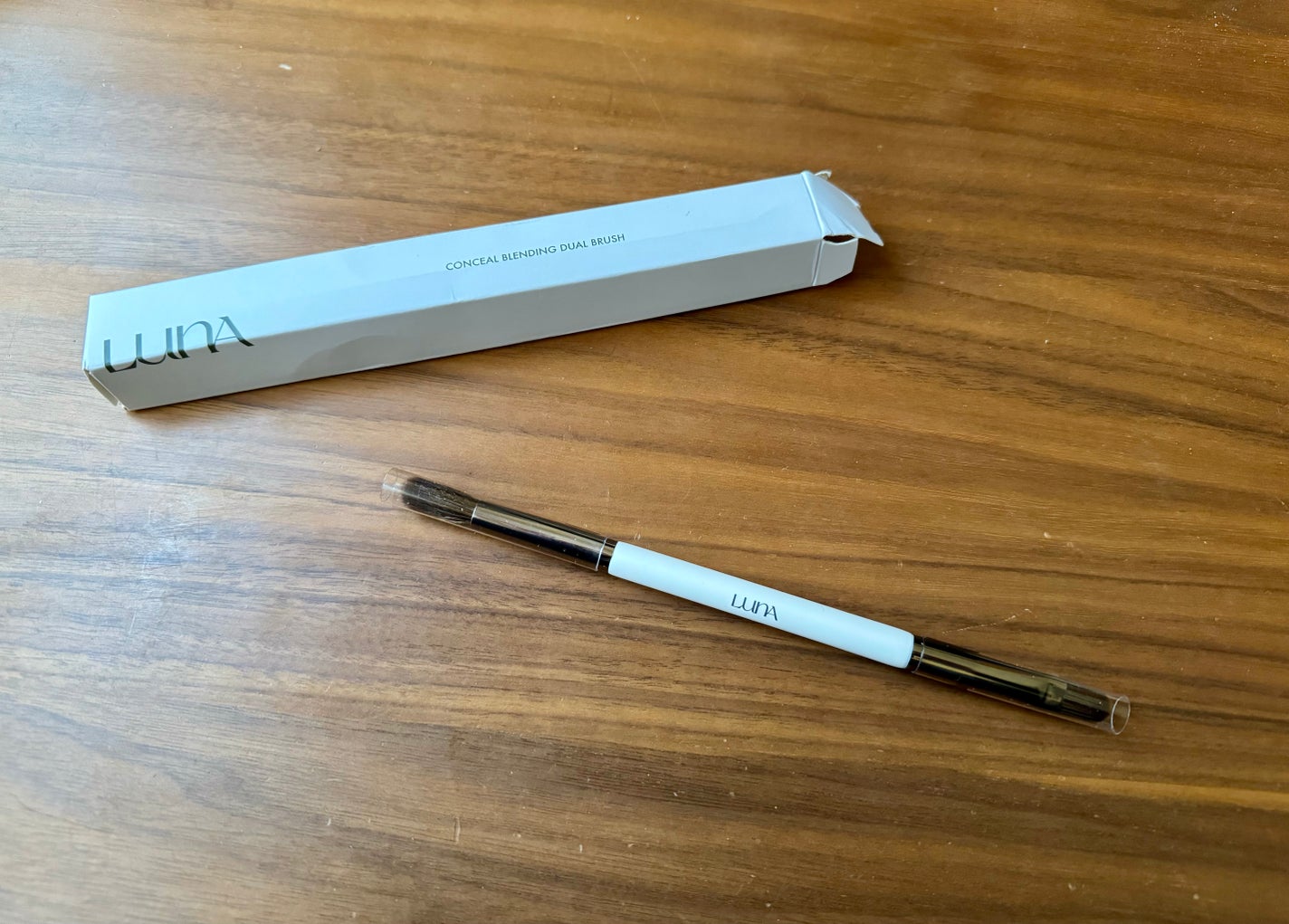 コンシールブレンディングデュアルブラシ /LUNA/メイクブラシを使ったクチコミ(1枚目)