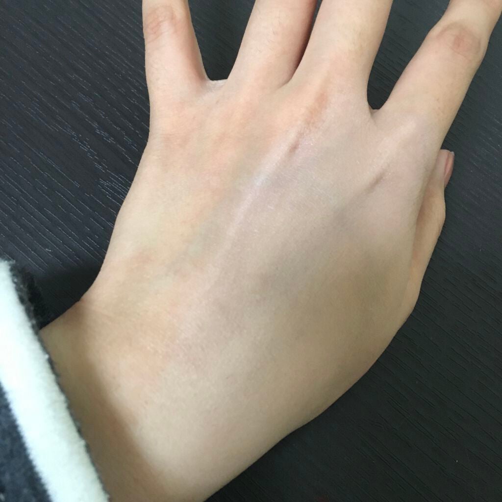 モイスチュアライジング ファンデーション プライマー S/PAUL & JOE BEAUTE/化粧下地を使ったクチコミ(3枚目)