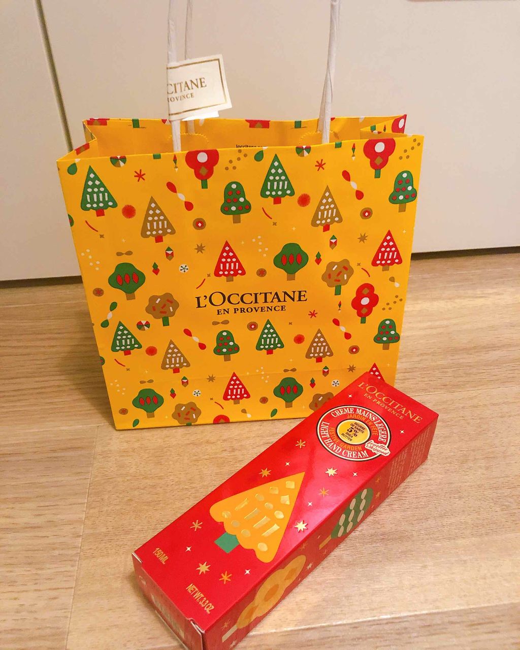 フェスティブガーデン スノーシア ハンドクリーム/L'OCCITANE/ハンドクリームを使ったクチコミ(1枚目)