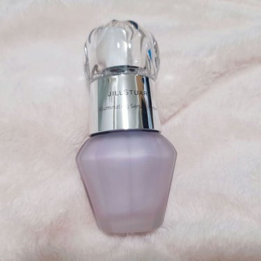 実質1,232円で買える！？
JILL STUART イルミネイティング セラムプライマー
aurora lavender 02

今回はずっと気になっていたジルスチュアートの下地をレビューしていきます