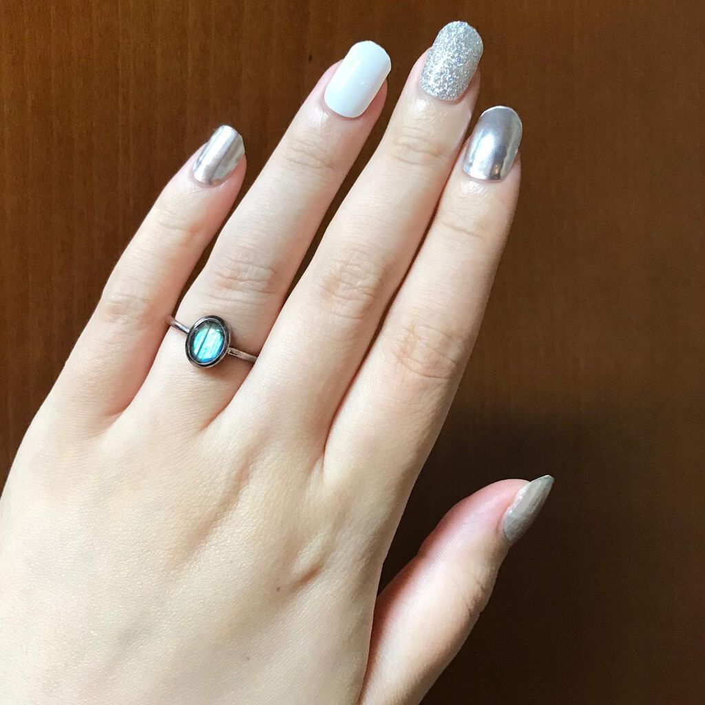 GLAZE グレーズ 半硬化タイプジェルネイルシール Silver Holic/DASHINGDIVA MAGICPRESS/ネイルシールを使ったクチコミ（2枚目）