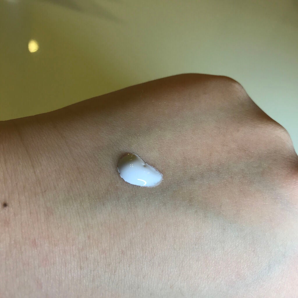 スキンアクア トーンアップUVエッセンス/スキンアクア/日焼け止めクリームを使ったクチコミ(4枚目)