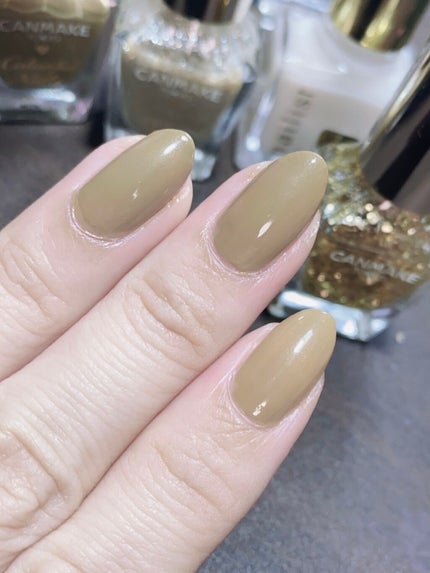 カラフルネイルズ/キャンメイク/マニキュアを使ったクチコミ(3枚目)