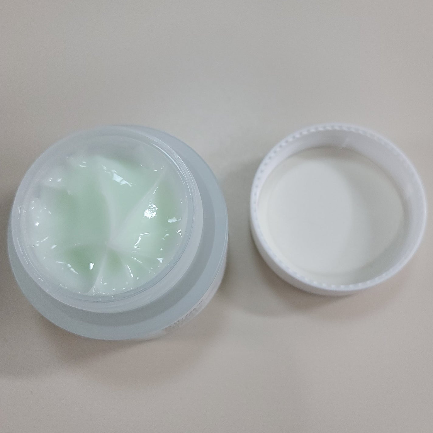 ダーマテカバイオームクリーム/THE A'VVE/フェイスクリームを使ったクチコミ(2枚目)