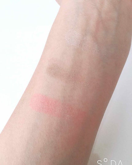 シャドーカスタマイズ/MAJOLICA MAJORCA/単色アイシャドウを使ったクチコミ(3枚目)