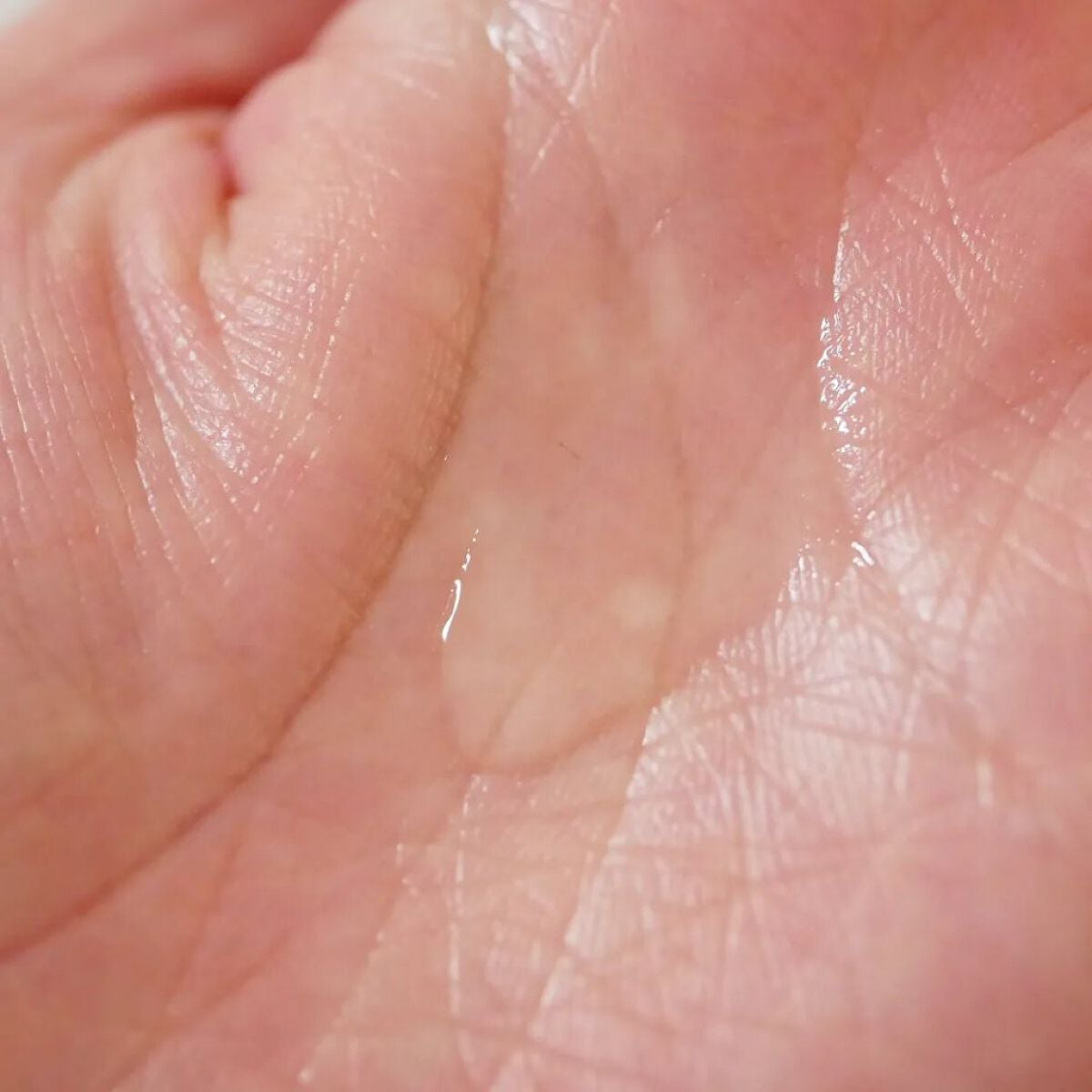 イーブン ベター ラディカル ブライト セラム/CLINIQUE/美容液を使ったクチコミ(2枚目)