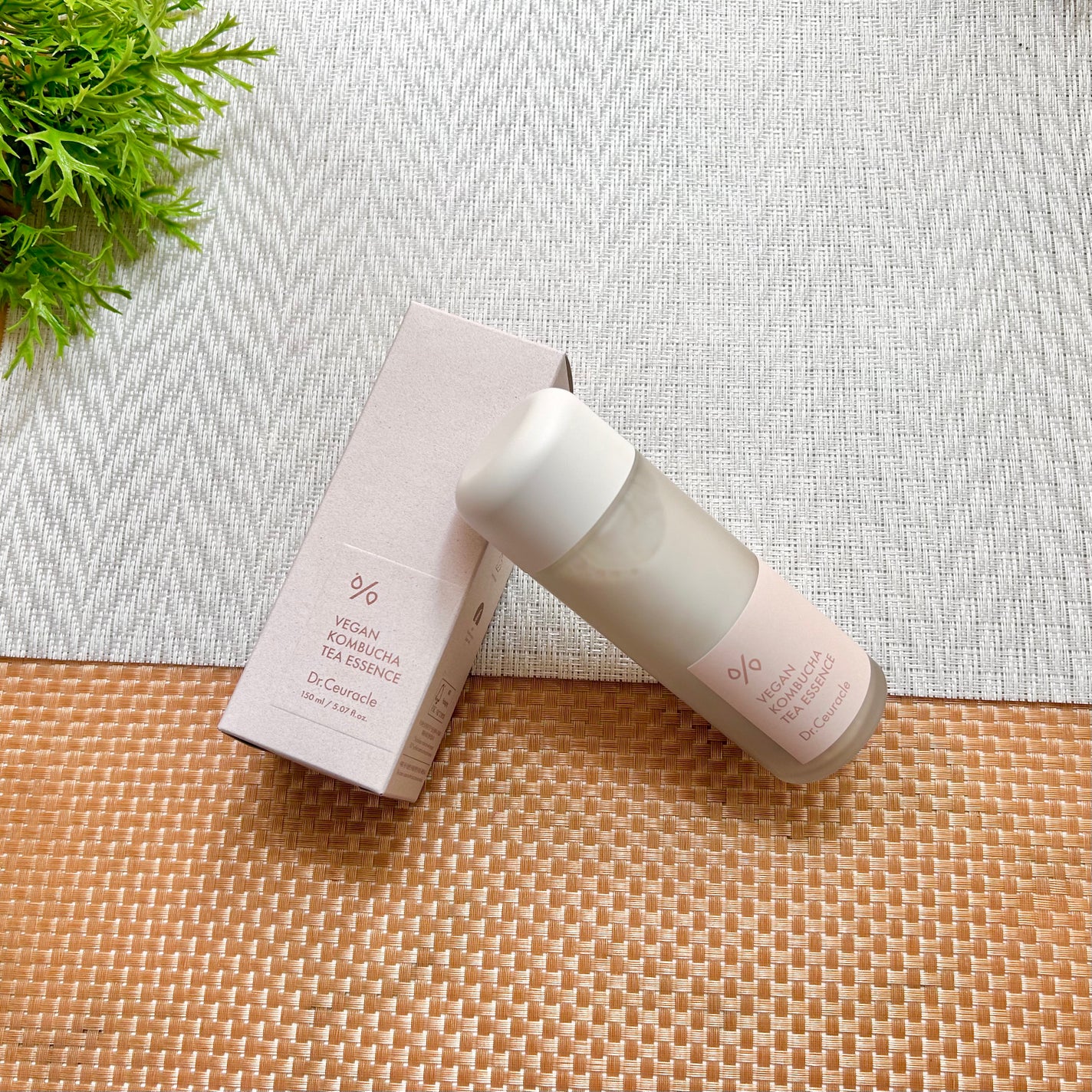ヴィーガンコンブチャ ティー エッセンス/Dr.Ceuracle/オールインワン化粧品を使ったクチコミ(1枚目)