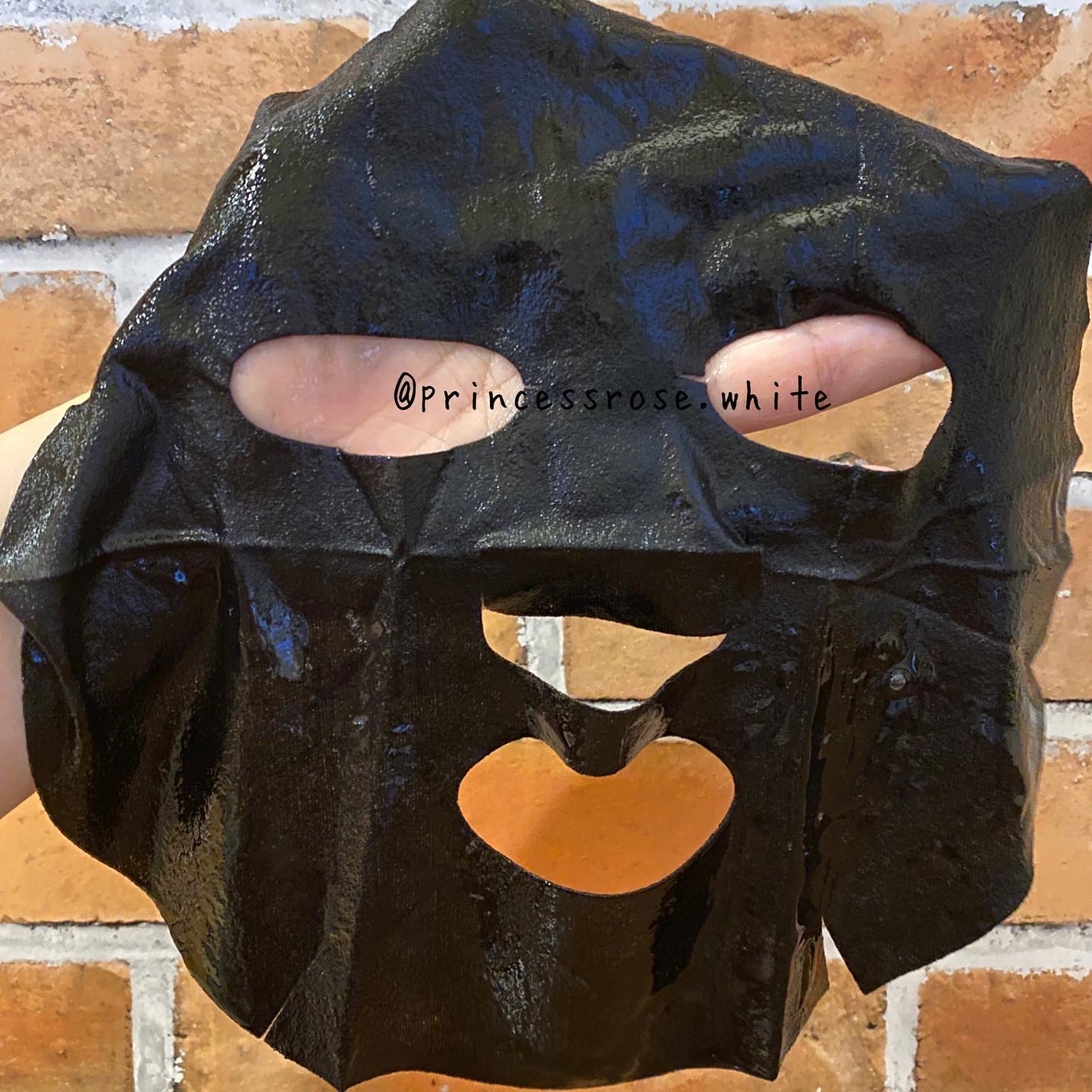 the shiny faciaI mask sheet 20 minutes doctors care /The Shiny/シートマスク・パックを使ったクチコミ(5枚目)