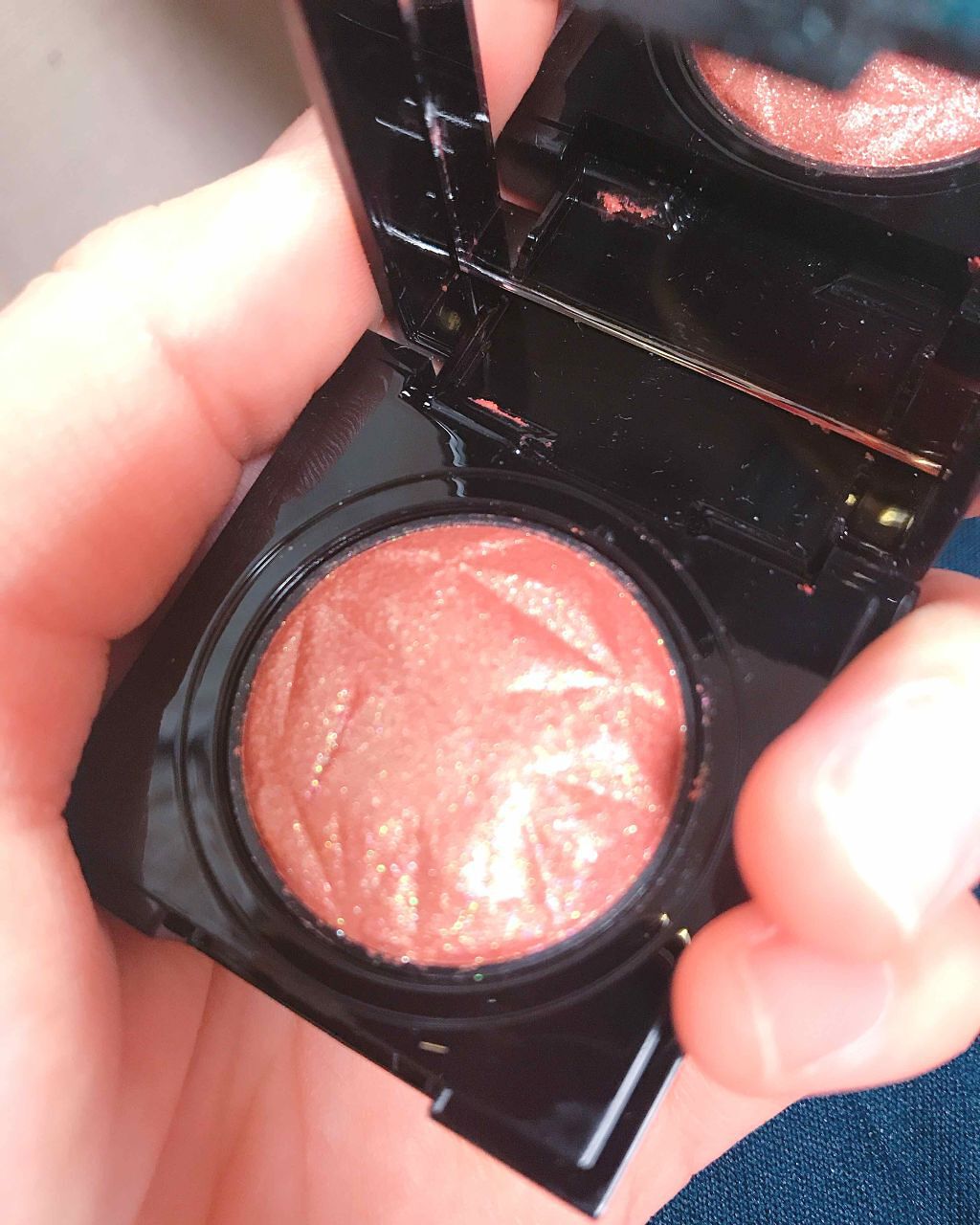 プリズム エアー シャドウ/CLIO/単色アイシャドウを使ったクチコミ（2枚目）