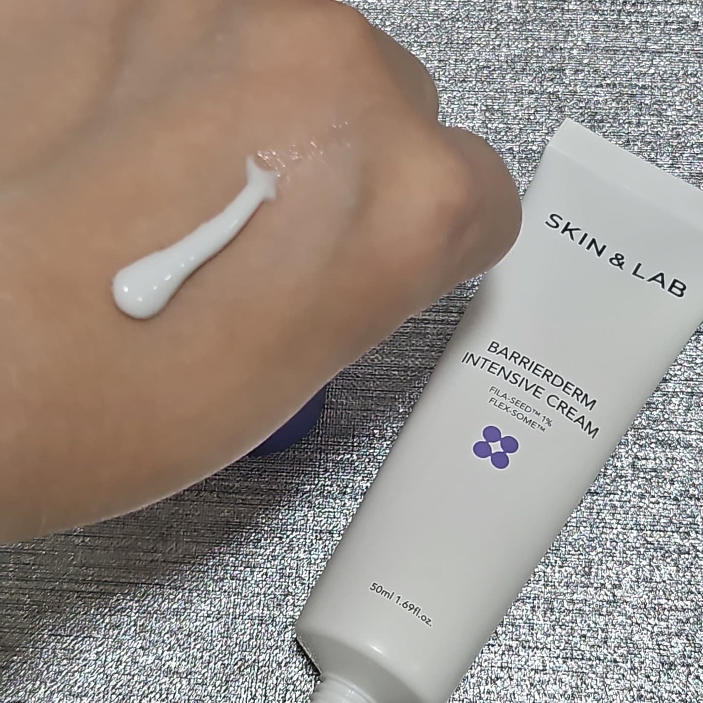 バリアダームモイストクリーム/SKIN&LAB/フェイスクリームを使ったクチコミ(3枚目)