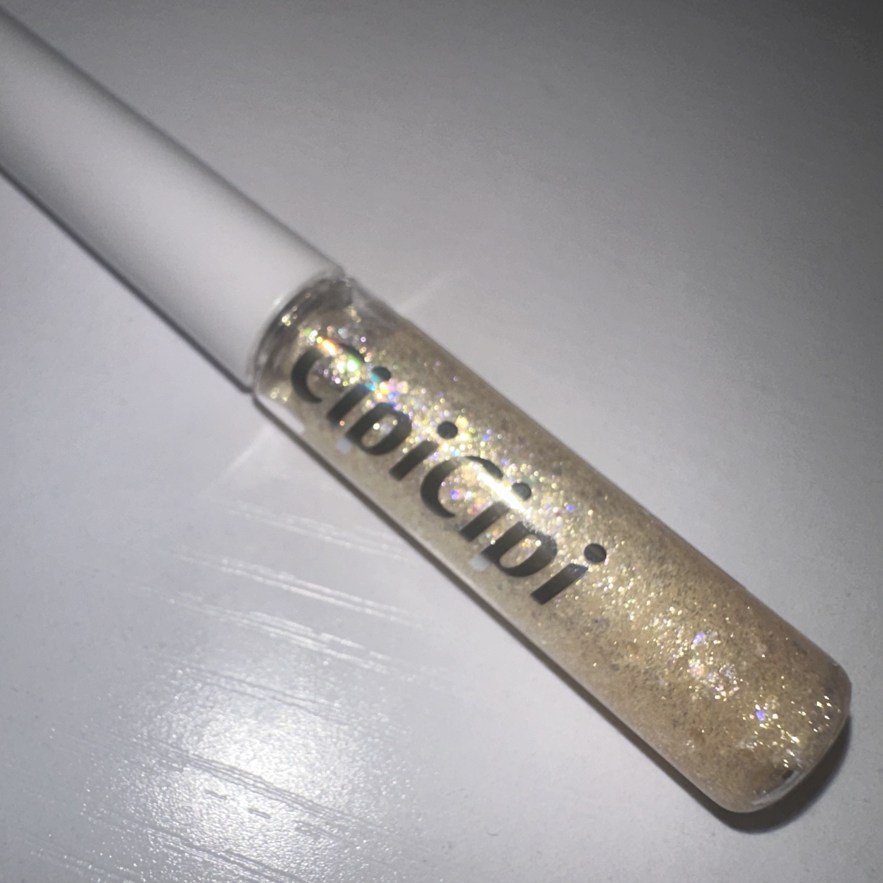 グリッター イルミネーションライナー R 02 トゥインクルスター/CipiCipi/リキッドアイライナーを使ったクチコミ（1枚目）