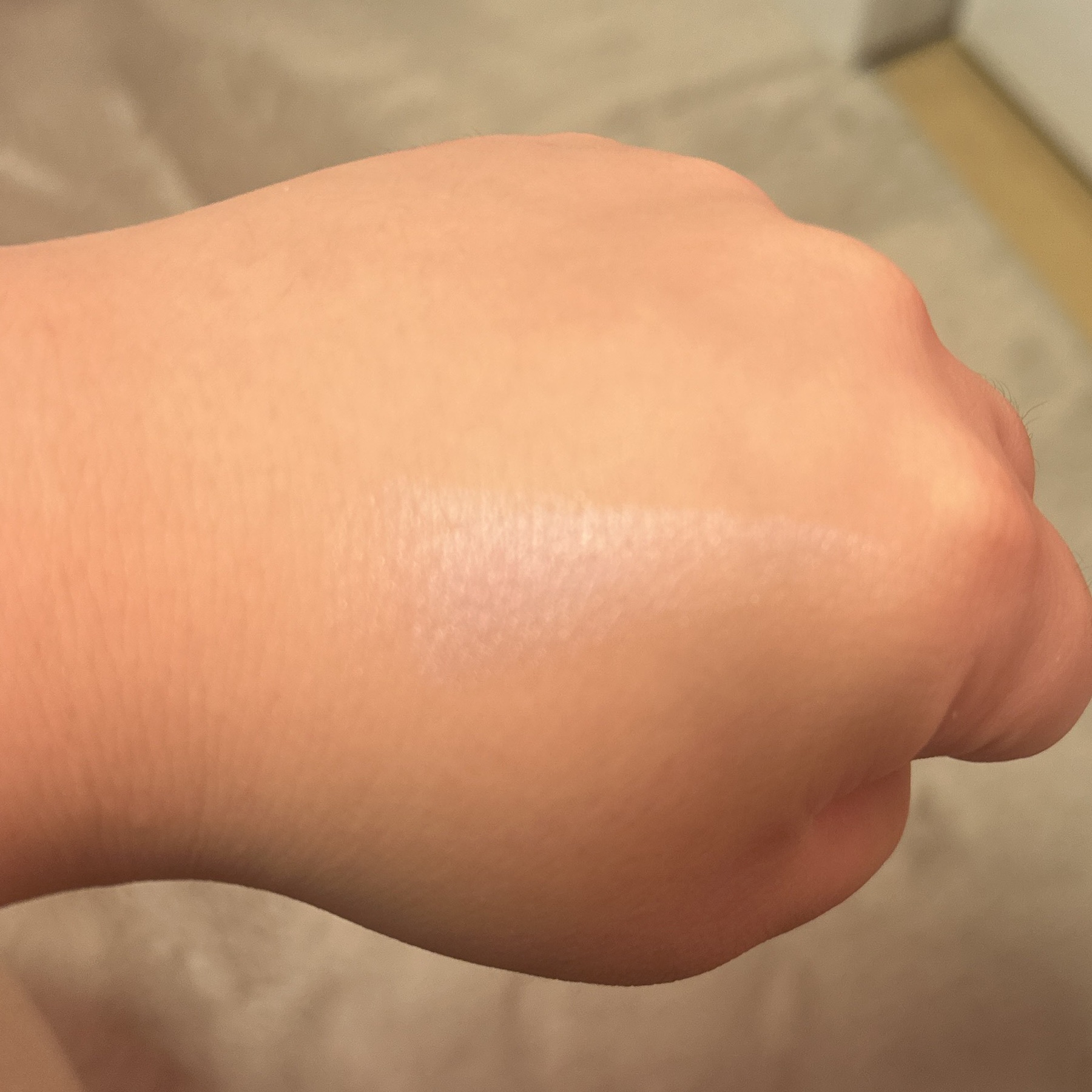 パールグロウニュアンサー/CEZANNE/パウダーハイライトを使ったクチコミ（3枚目）