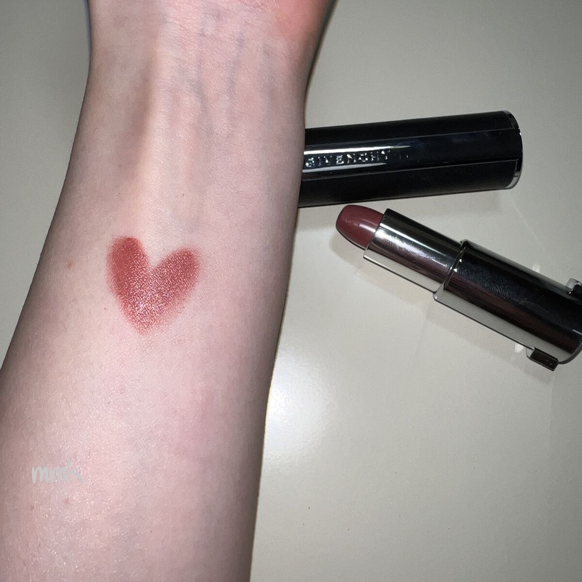 GIVENCHY ルージュ・アンテルディ・シルキーのクチコミ「＼発色良き💄💓／

【GIVENCHY】
ルージュ・アンテルディ・シルキー
♯No.116 ヌ.....」（2枚目）