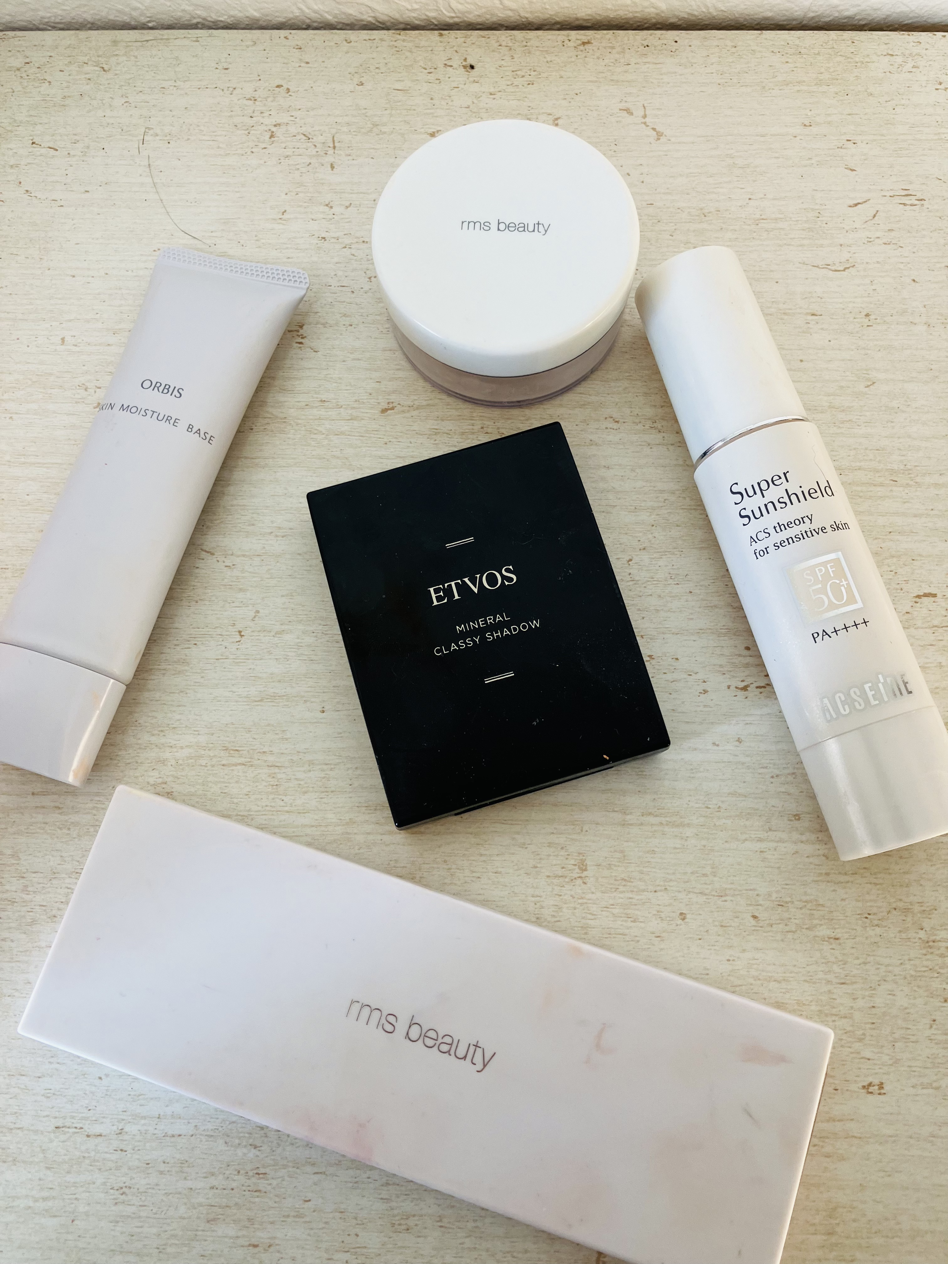 センシュアルスキントリオ/rms beauty/プレストパウダーを使ったクチコミ（1枚目）