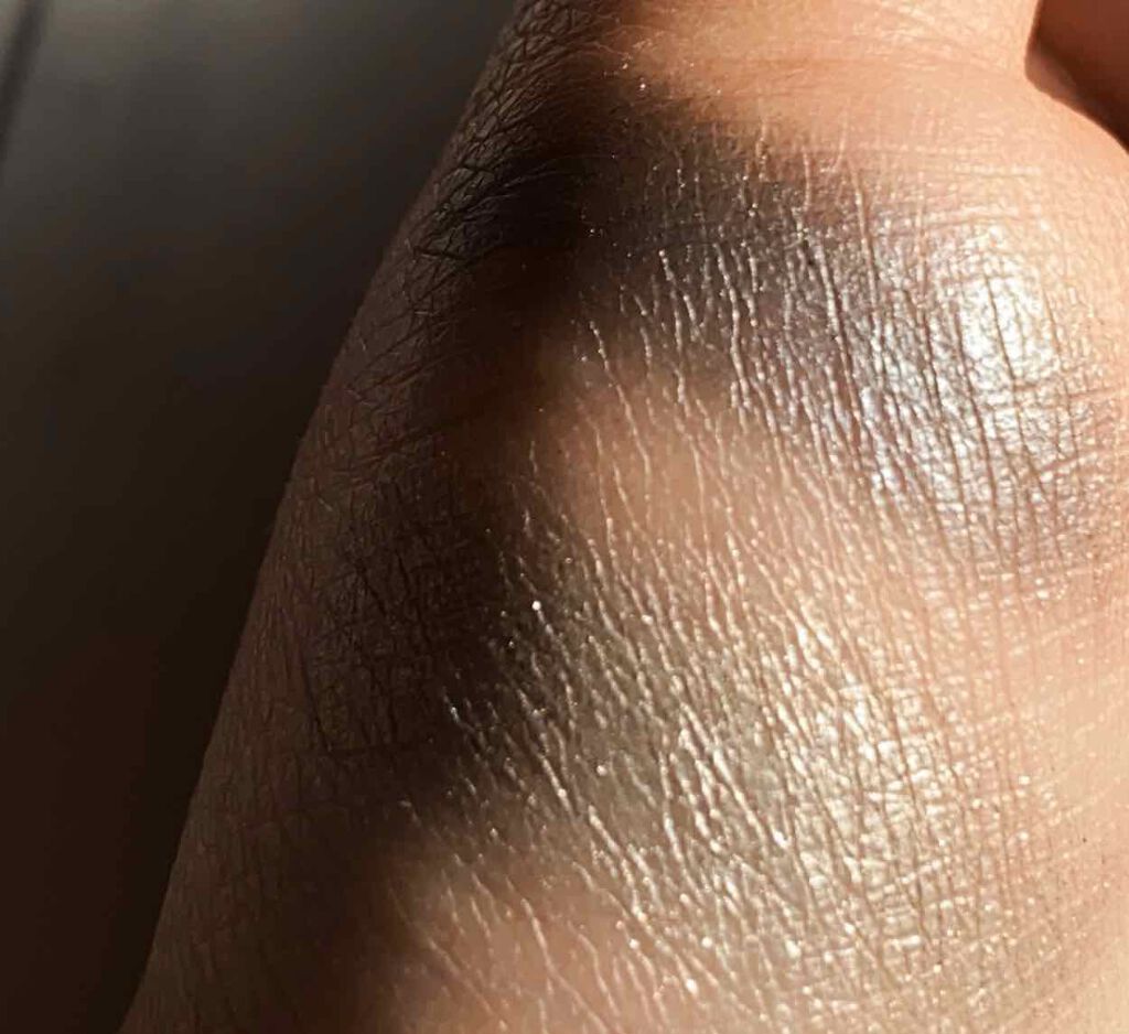 SINGLE SLIDE BAKED SHADOW/Bronx colors/単色アイシャドウを使ったクチコミ(3枚目)