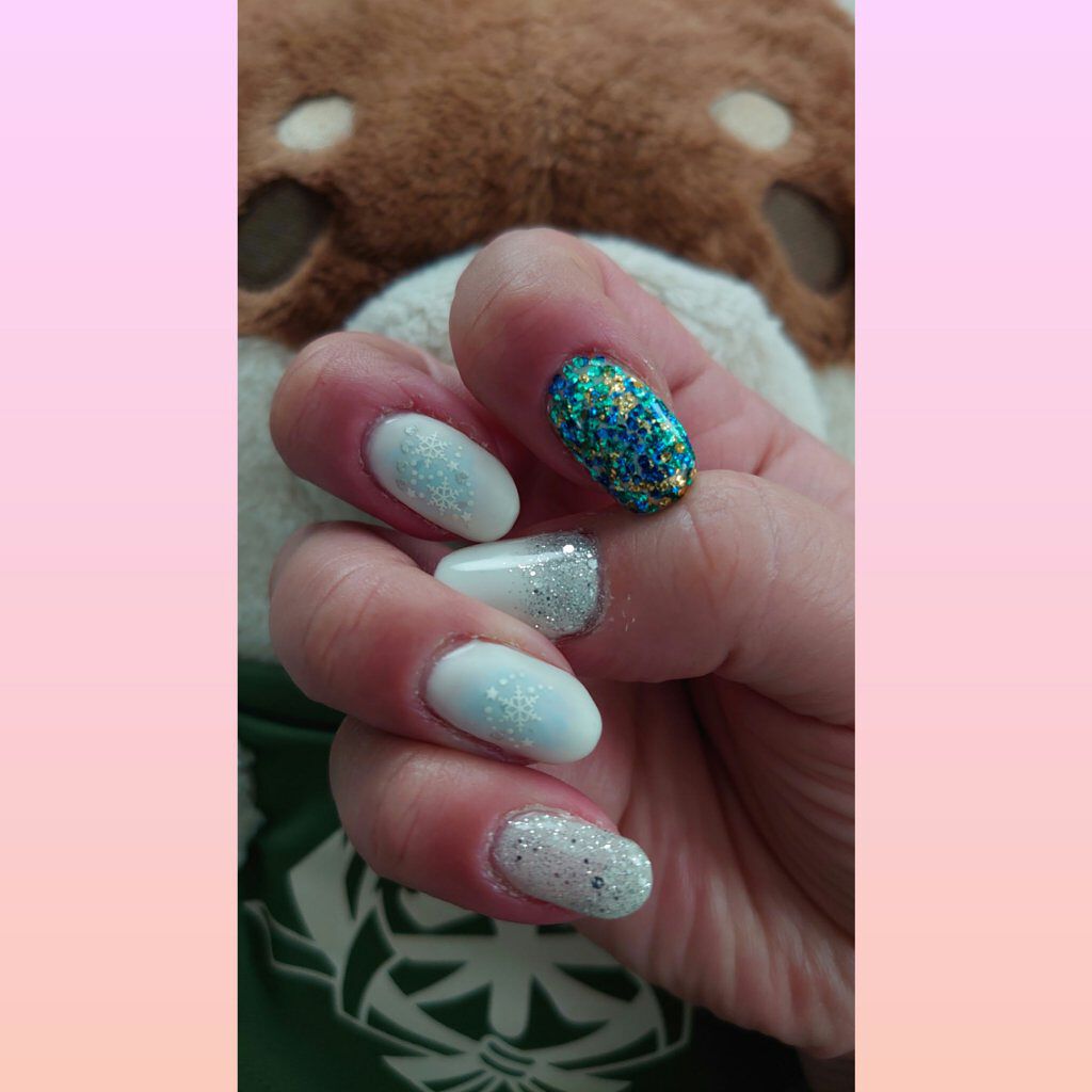 ジェルネイル（ライト対応）/セリア/ジェルネイルを使ったクチコミ（2枚目）