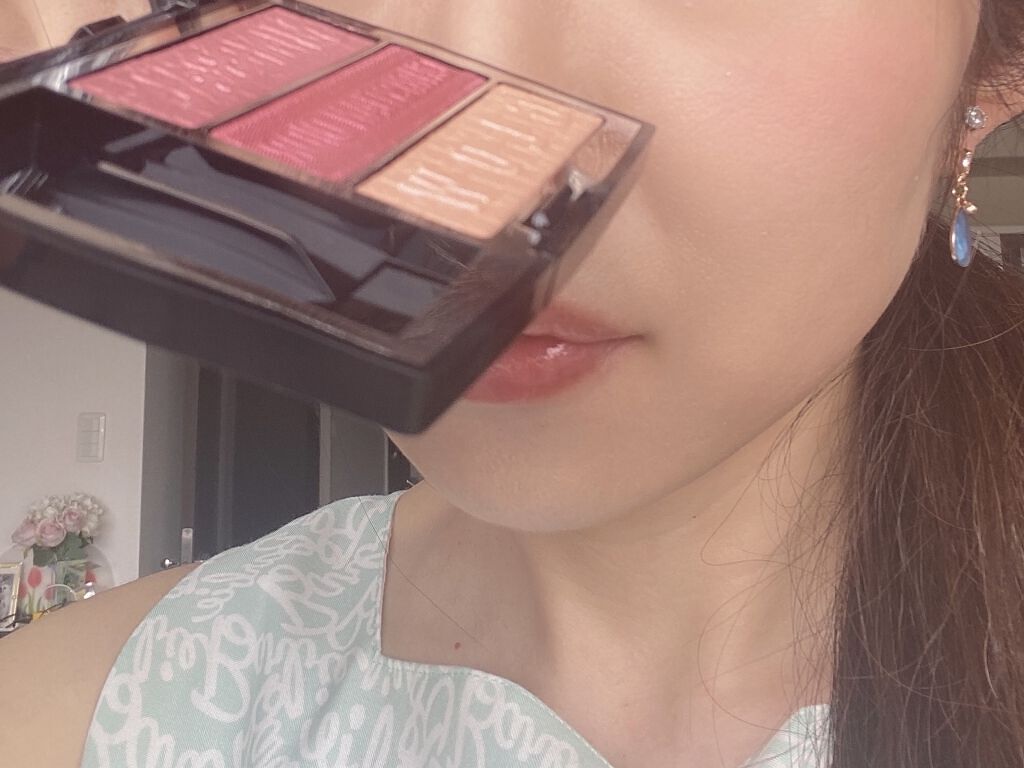 トリオ ブリック パレット＜ピュア グロウ＞/Dior/アイシャドウパレットを使ったクチコミ（2枚目）