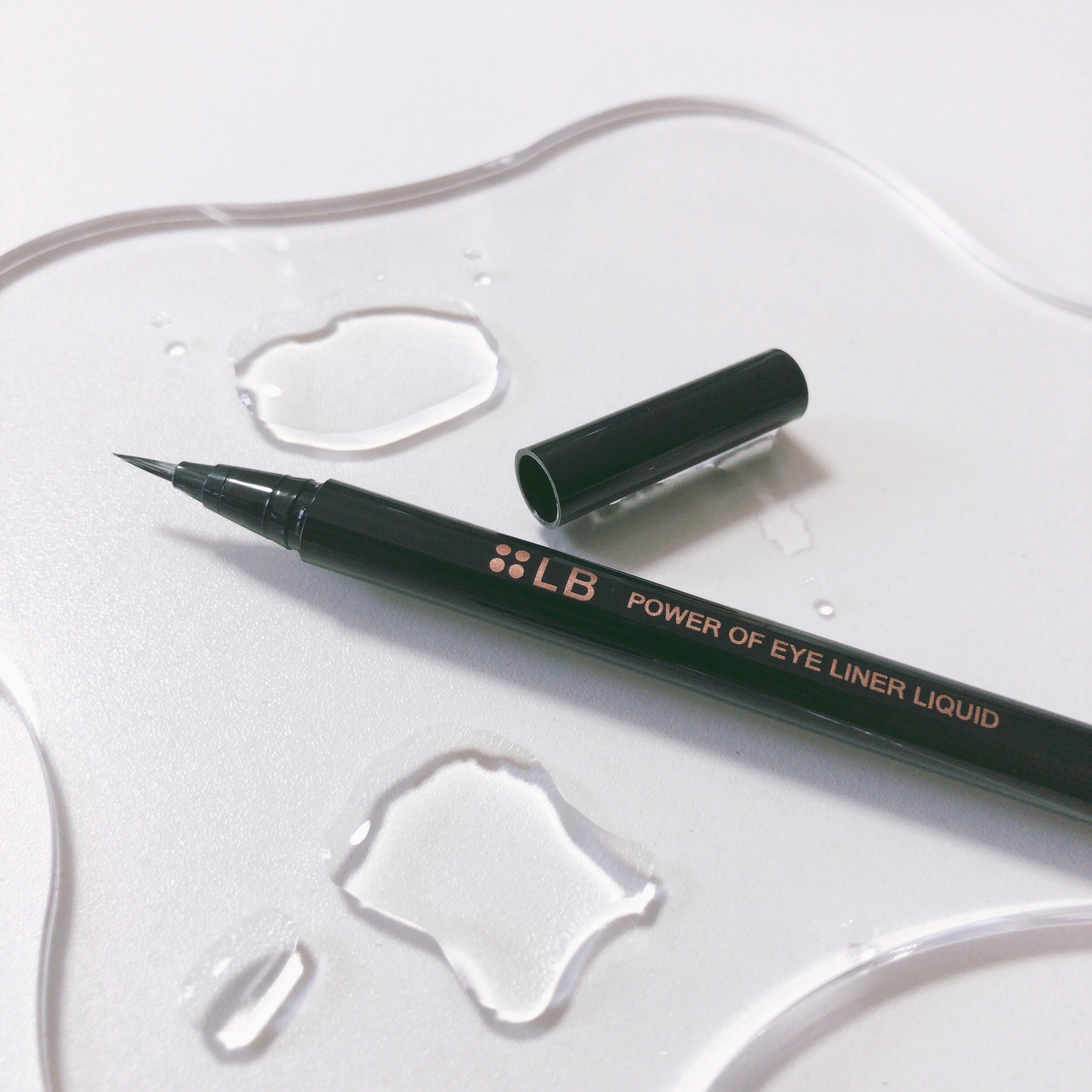 パワーオブアイライナー リキッド/LB/リキッドアイライナーを使ったクチコミ（1枚目）