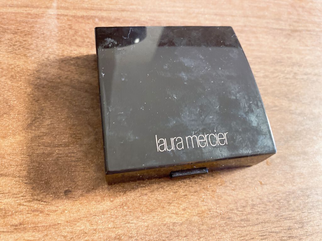 フェイスイルミネーター/ローラ メルシエ/パウダーハイライトを使ったクチコミ(1枚目)