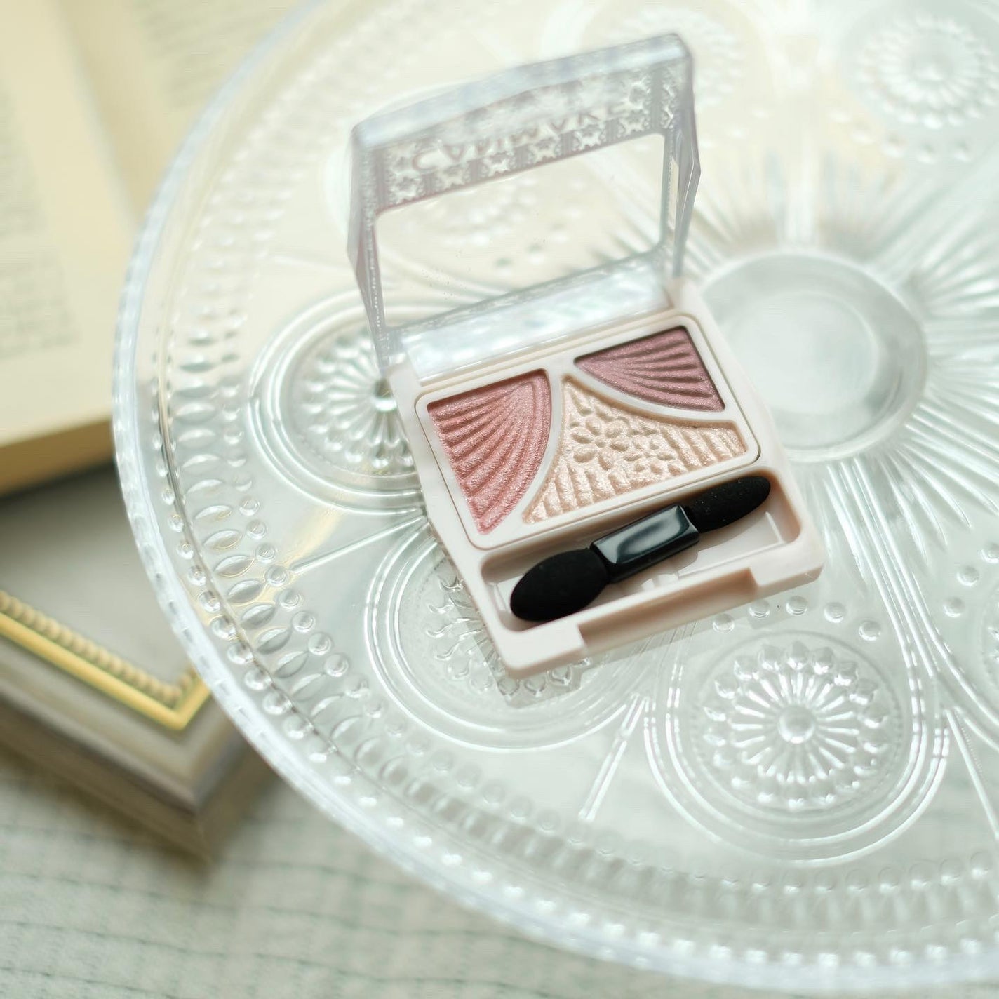 ジューシーピュアアイズ/キャンメイク/アイシャドウパレットを使ったクチコミ(2枚目)