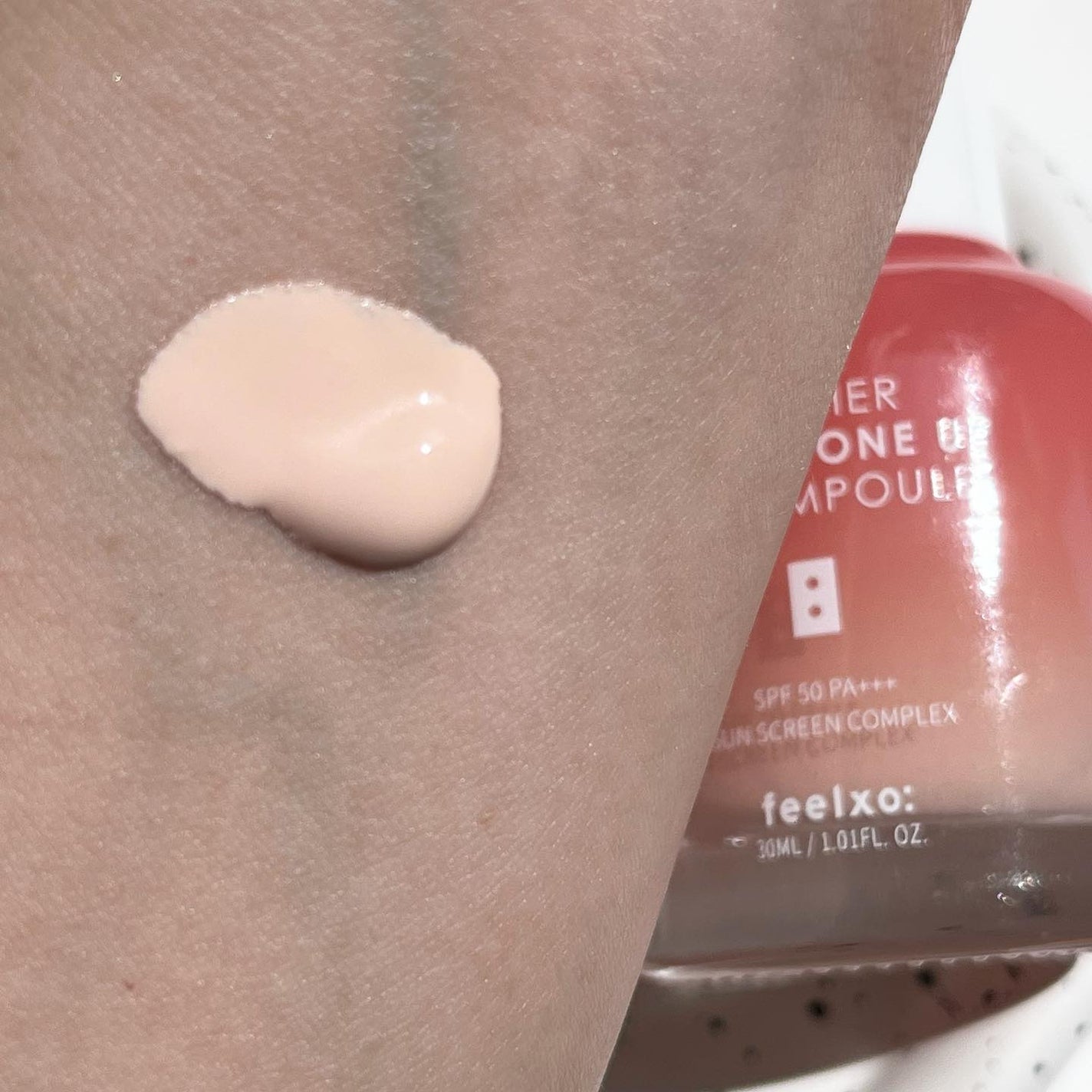 ピルソ グラシアエアフィットトーンアップサンアンプル SPF50 PA+++/feelxo/化粧下地を使ったクチコミ(3枚目)