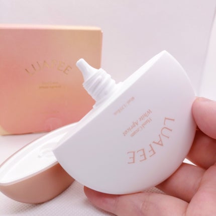 パフュームハンドクリームホワイトアプリコット/LUAFEE/ハンドクリームを使ったクチコミ(4枚目)