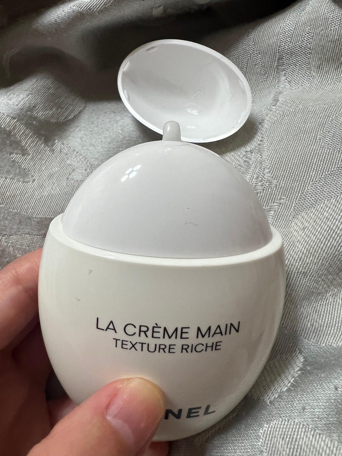 ラ クレーム マン リッシュ/CHANEL/ハンドクリームを使ったクチコミ(3枚目)