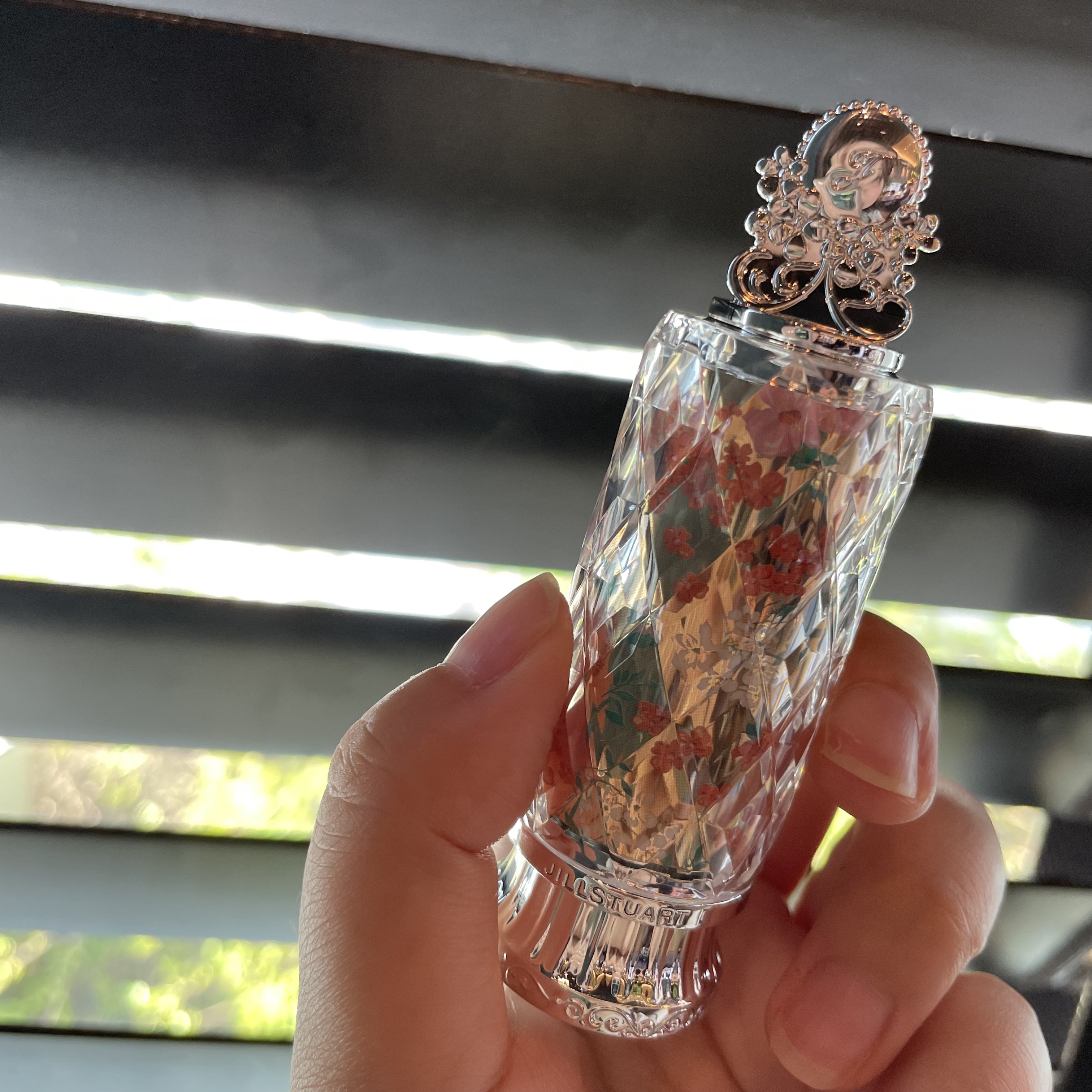 ジルスチュアート ブルーム リップ キャンディ 09 osmanthus breeze/JILL STUART/口紅を使ったクチコミ（2枚目）