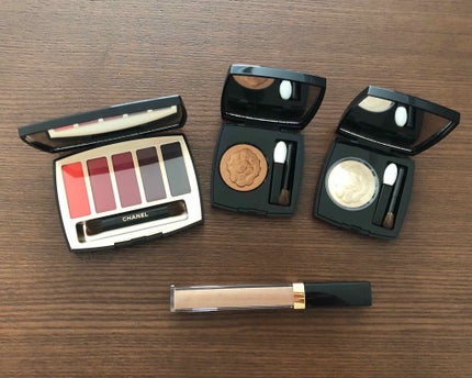 オンブル プルミエール プードゥル 905 エレクトラム ラメ/CHANEL/単色アイシャドウを使ったクチコミ(1枚目)